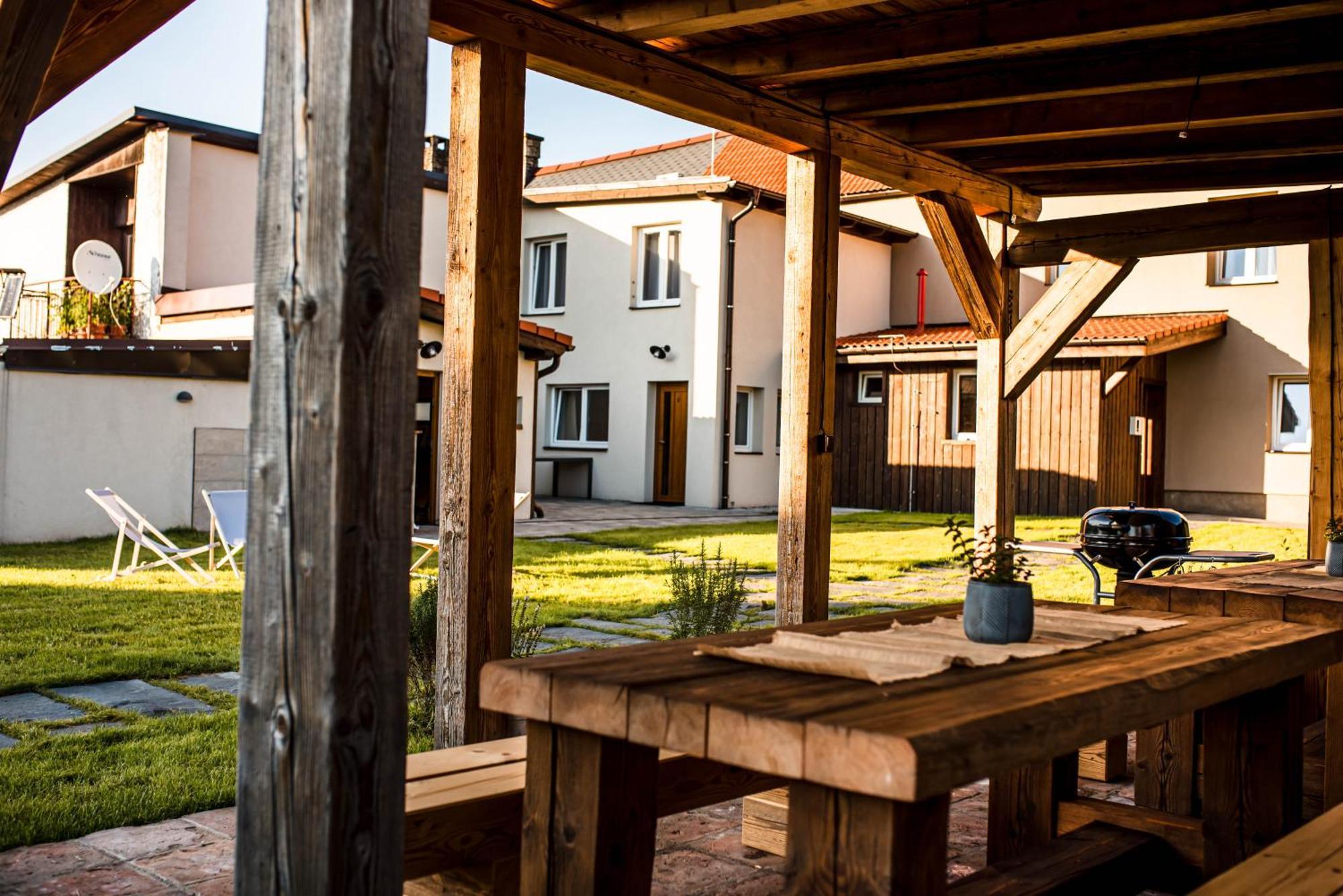 Apartmany Zeme Nove Mesto pod Smrkem Bagian luar foto