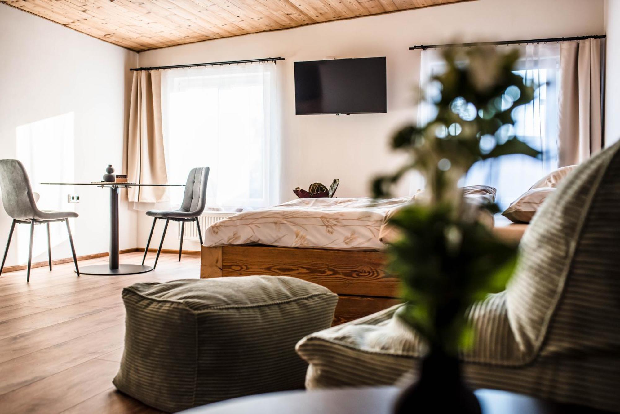 Apartmany Zeme Nove Mesto pod Smrkem Bagian luar foto